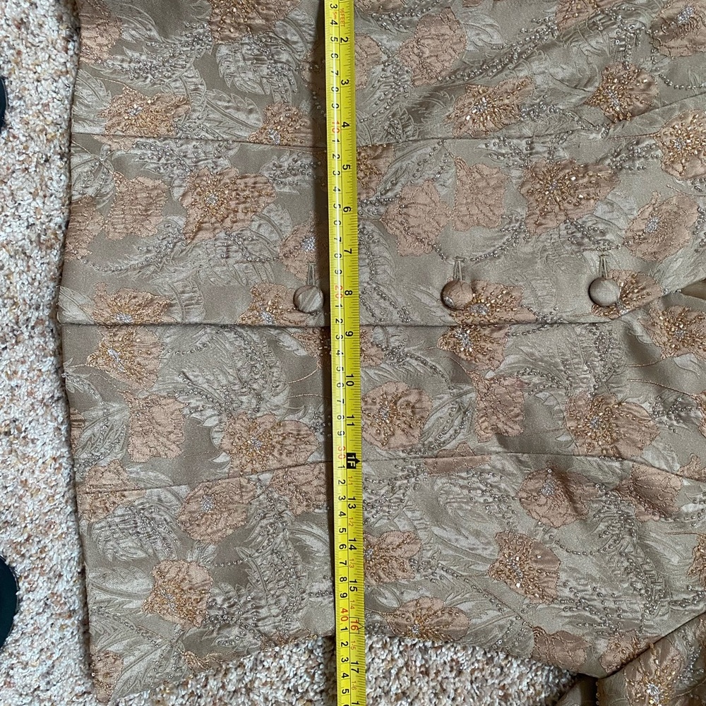 Carmen Marc Valvo signature suit size (very small) 10-fits like a size 6 - Picture 7 of 13